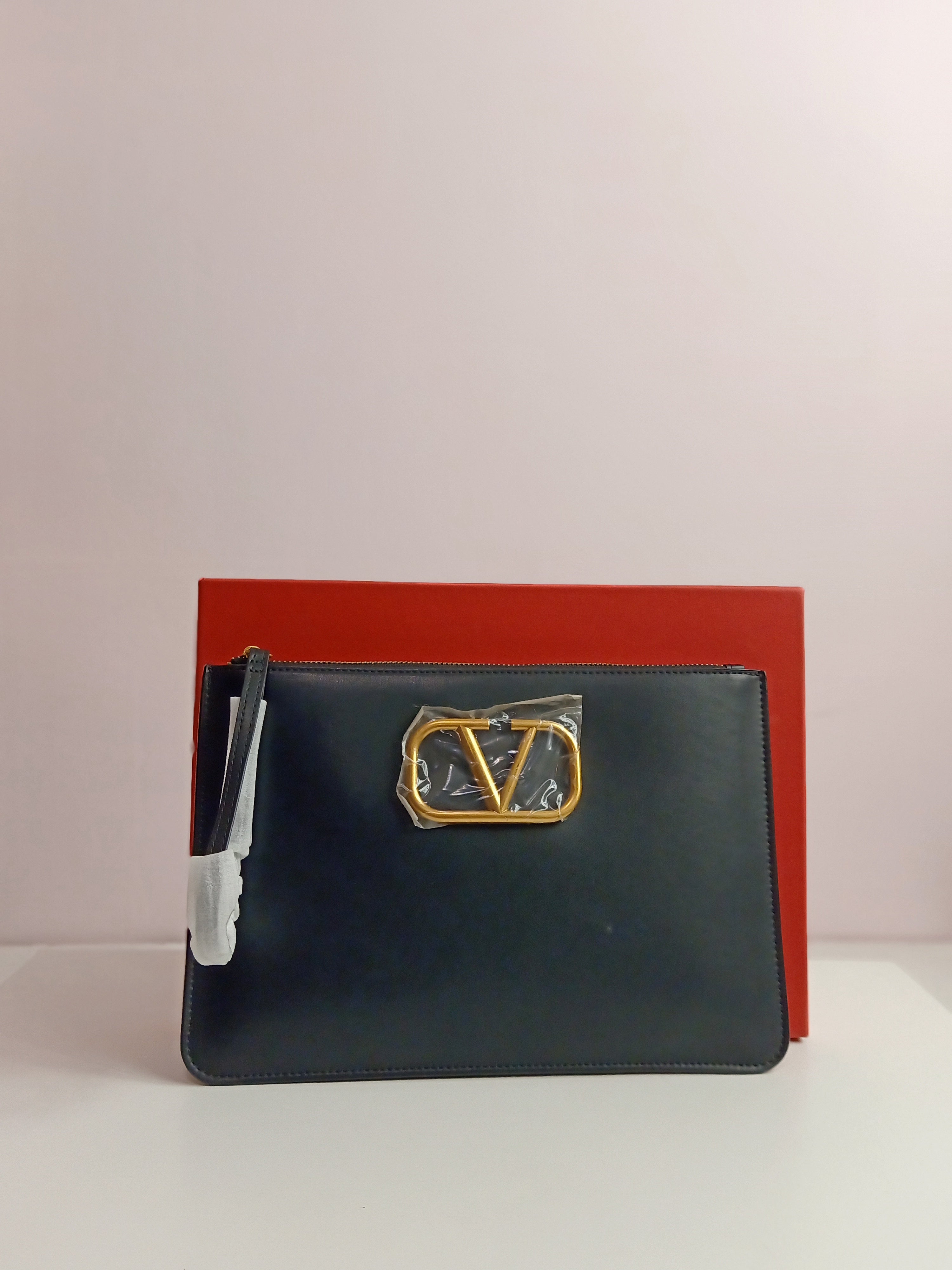Valentino clutch in black