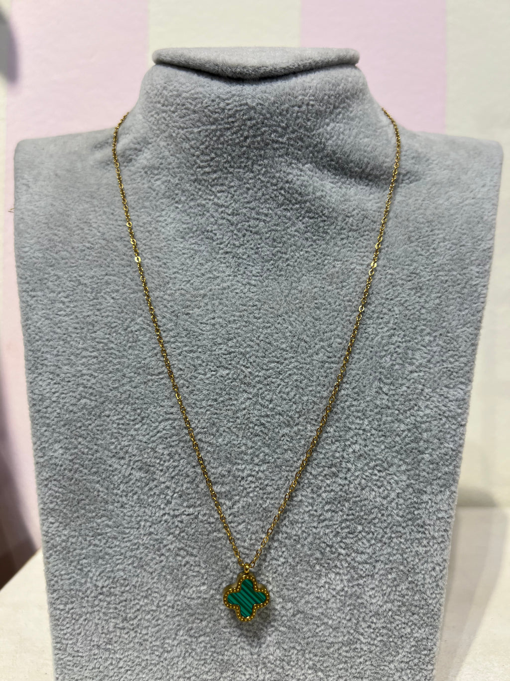Van cleef double face 18 gold plated stainless steel necklace in black-green