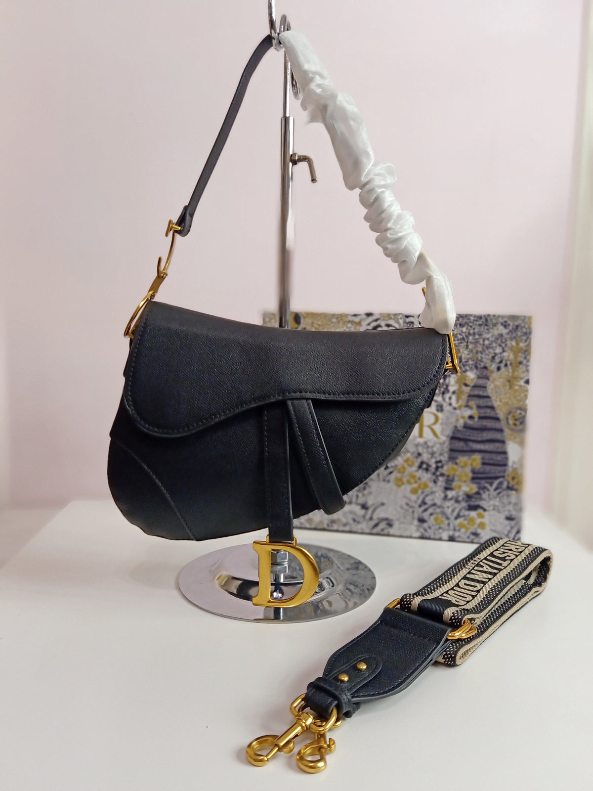Dior saddle bag in black