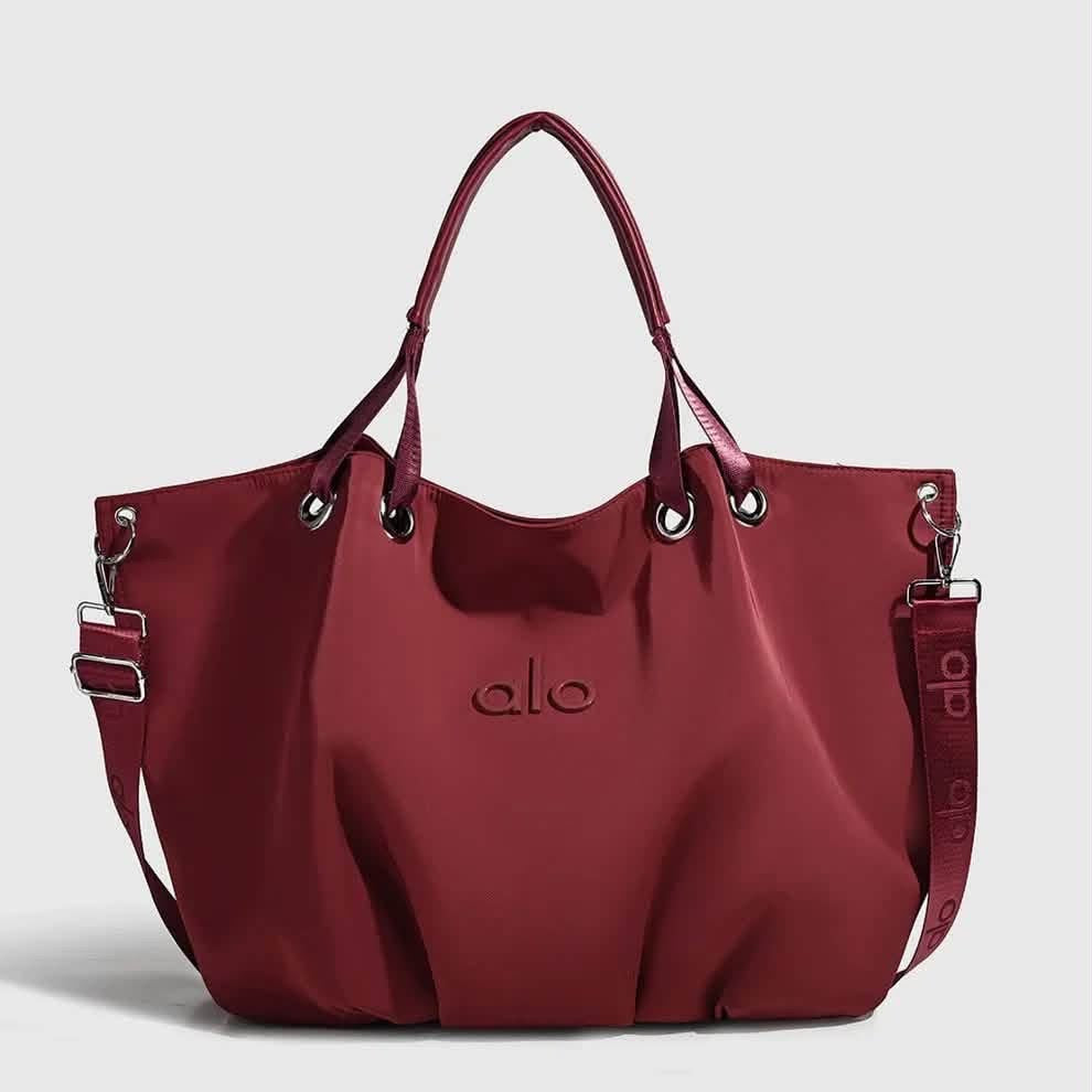 Alo yoga tote bag with handle