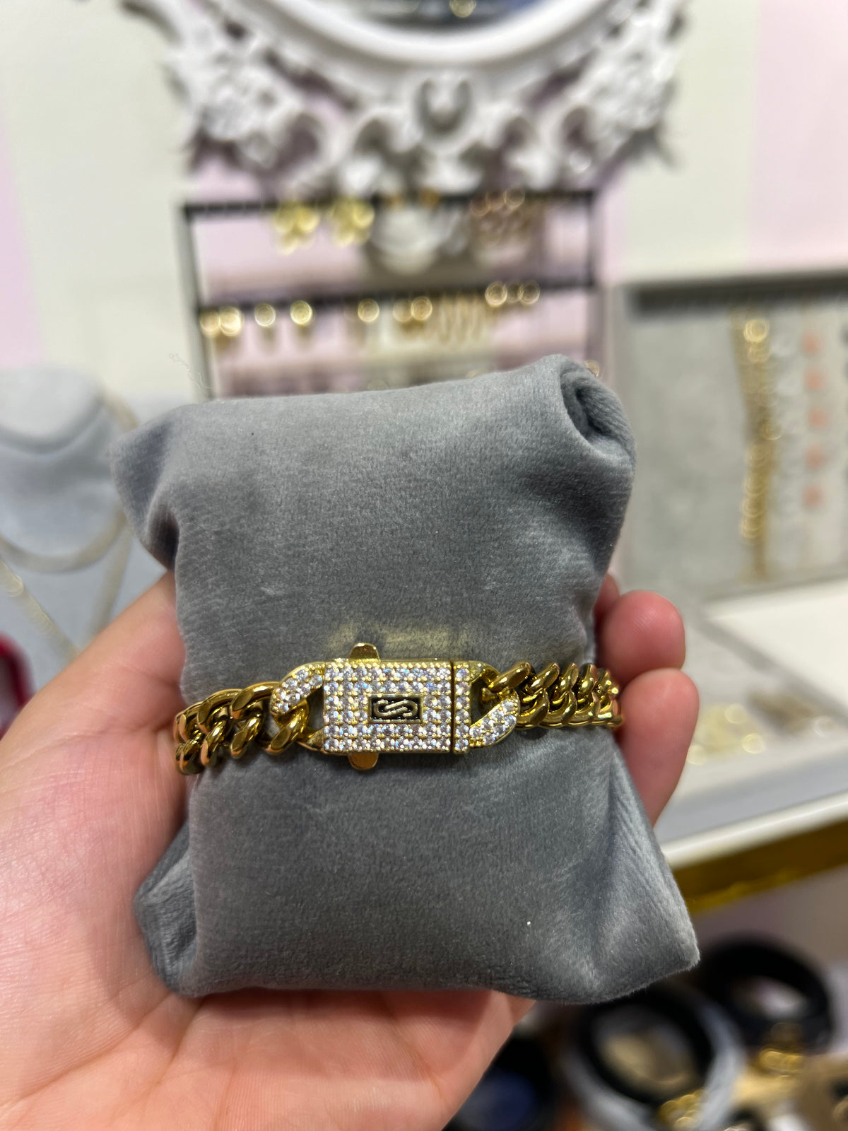 18 gold plated stainless steel bracelet