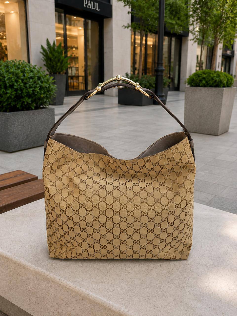 Gucci shoulder bag