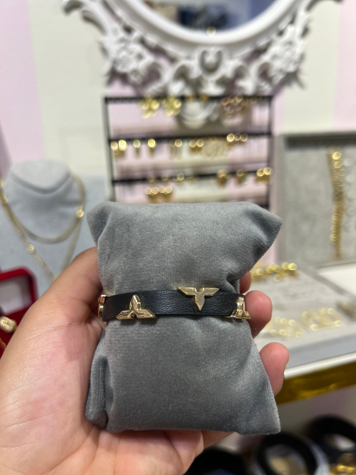 LV Leather bracelet in black
