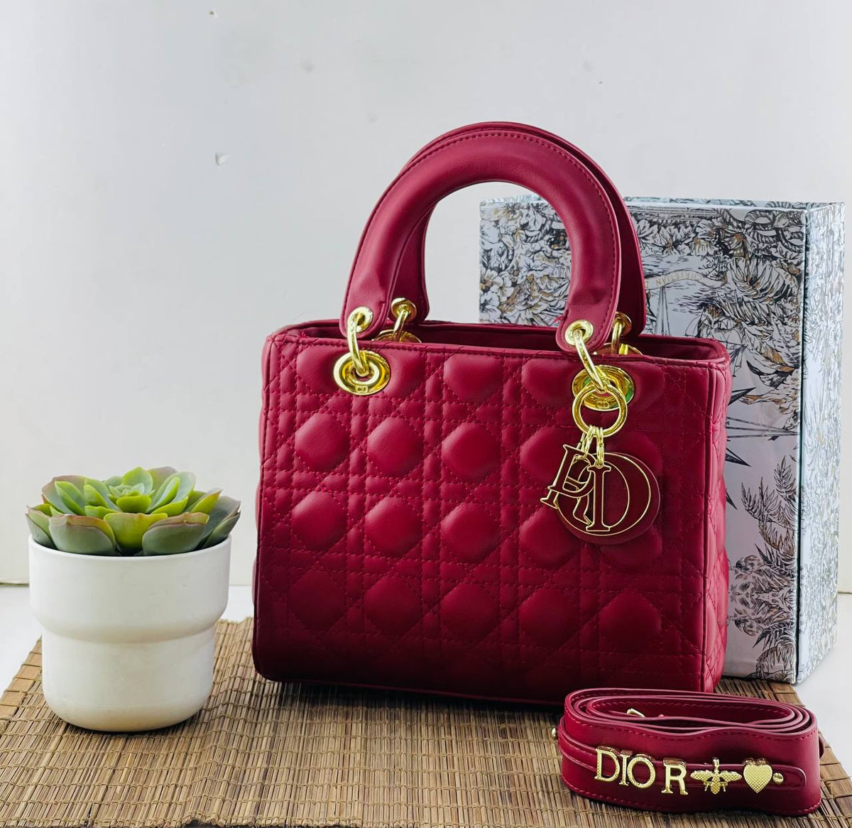 Lady Dior large size