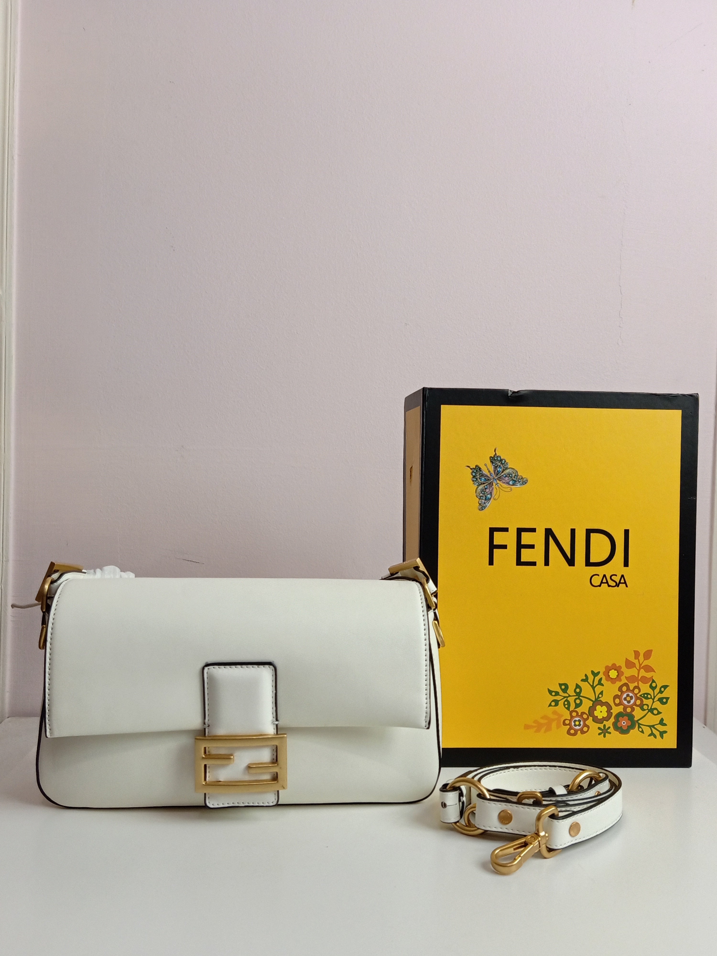 Fendi bag in white