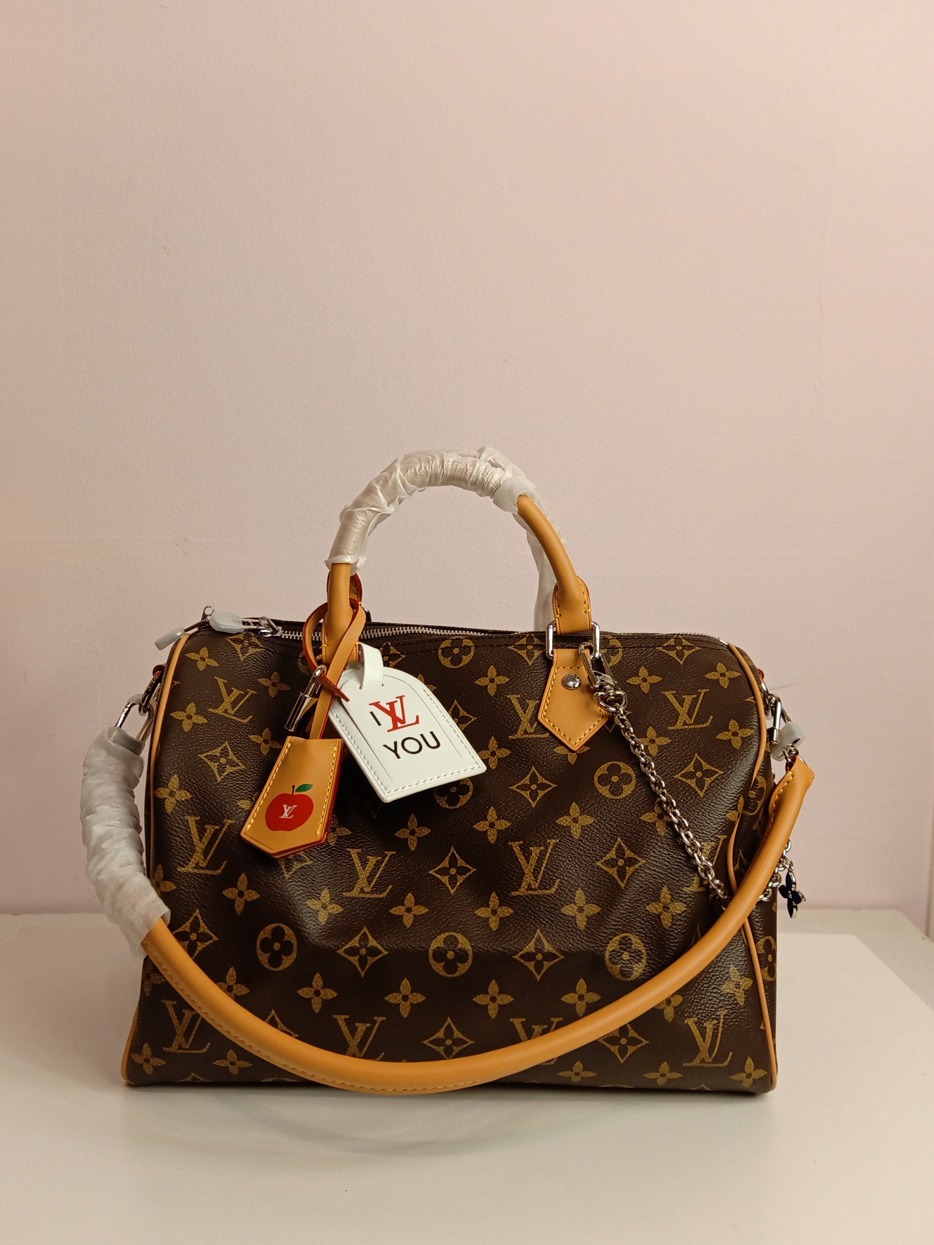 LV speedy in brown-camel