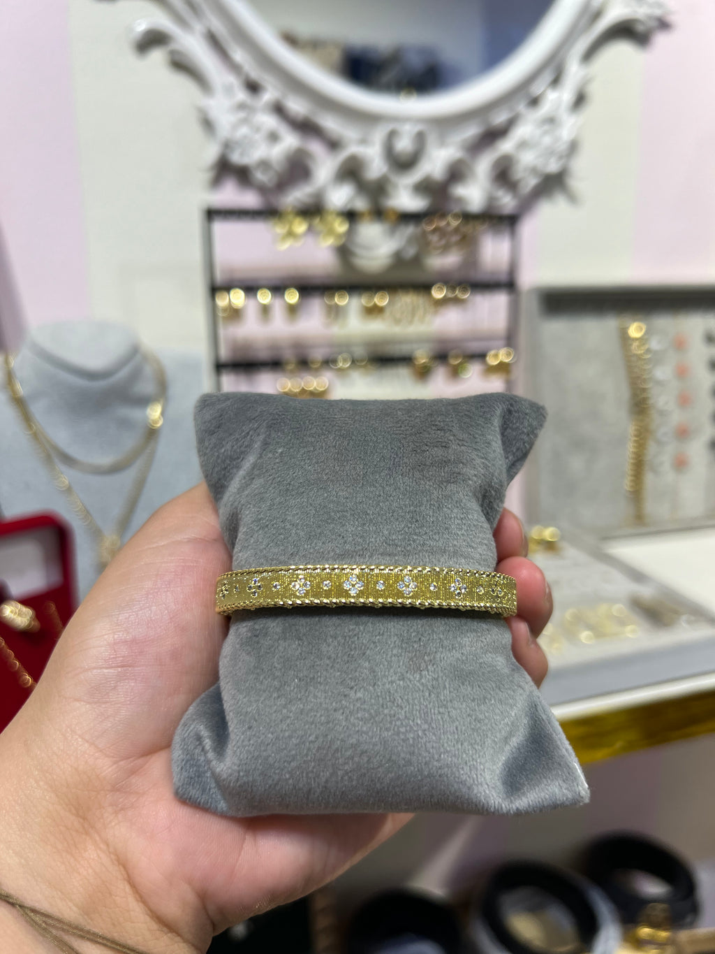 18 gold plated stainless steel bracelet