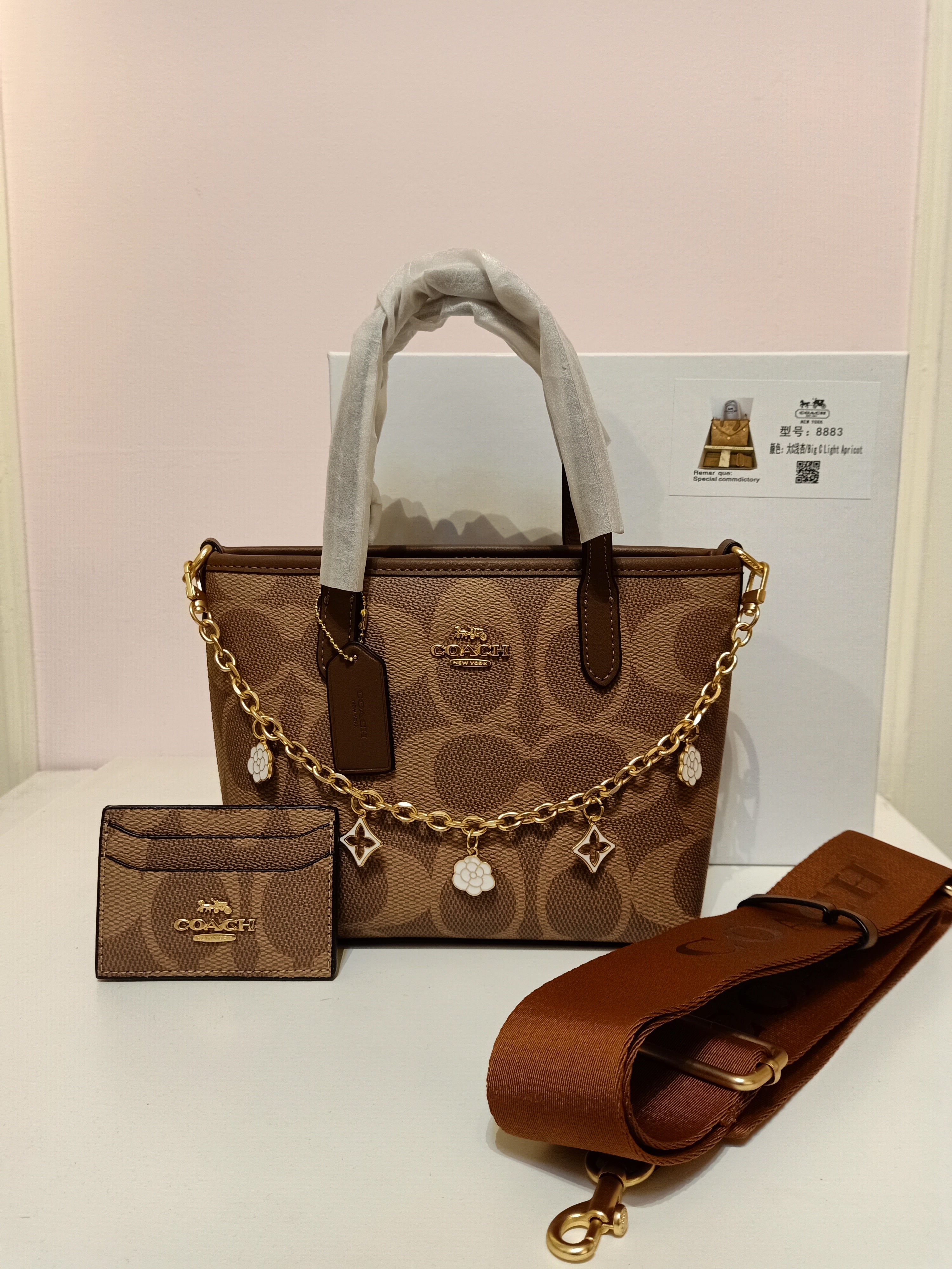 Coach cross body in havan