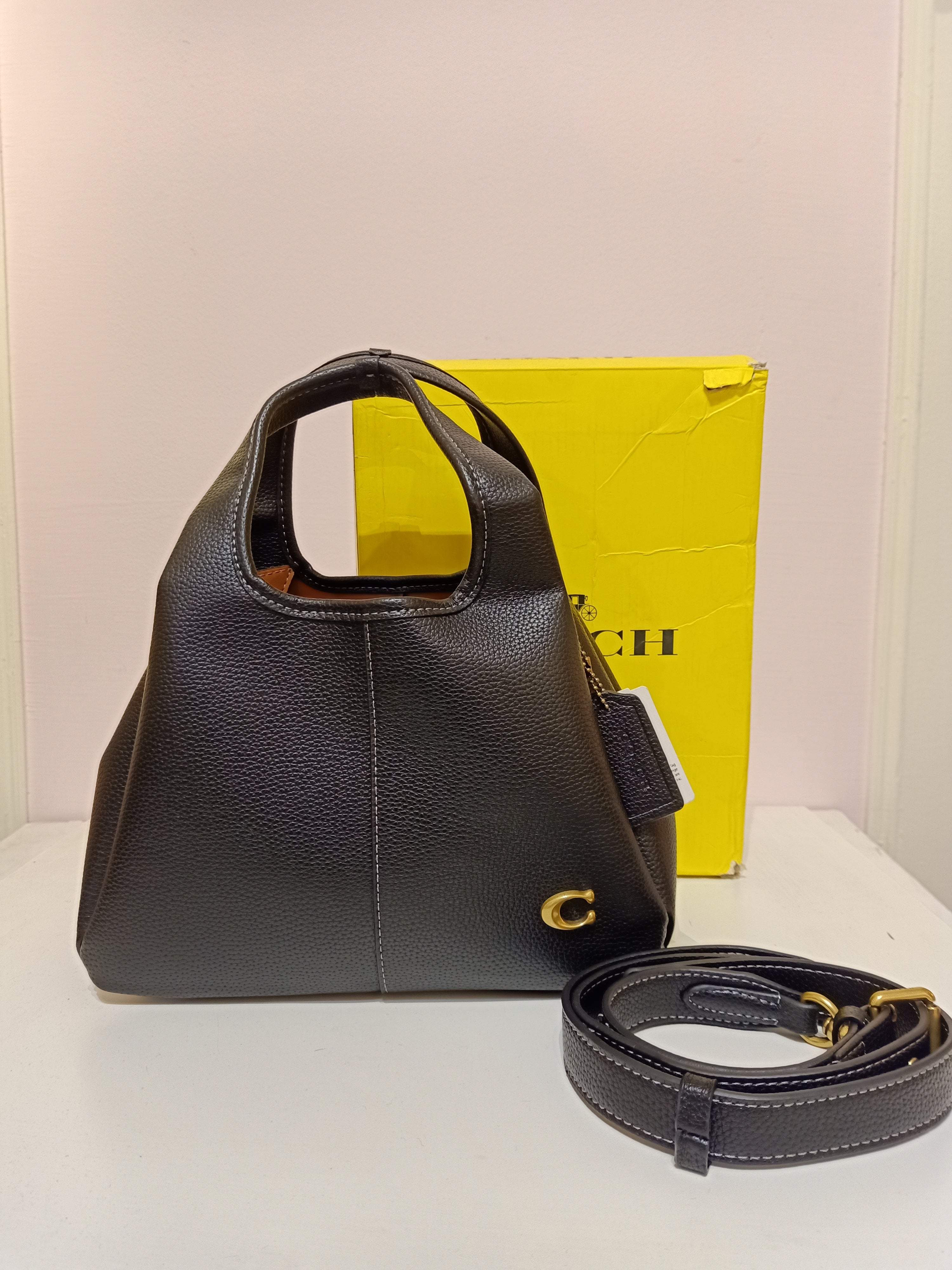 Coach lana bag in black