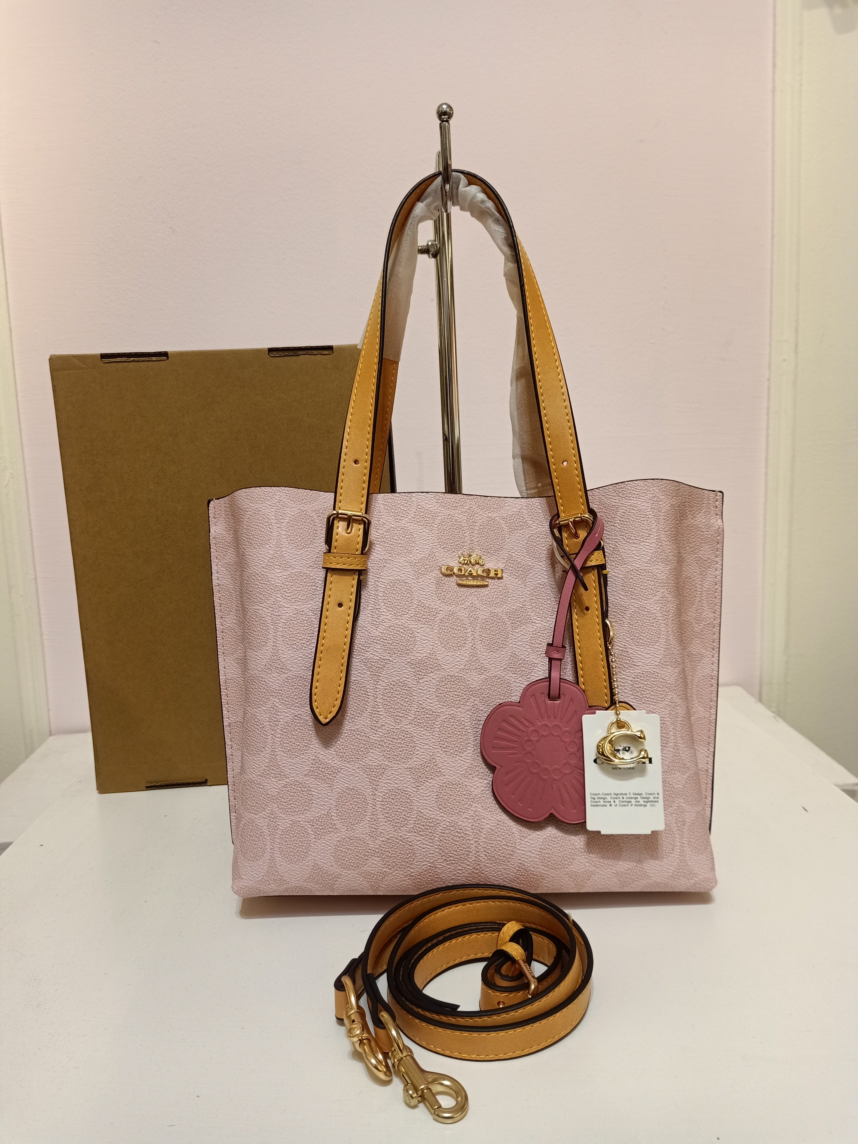 Coach cross body in pink