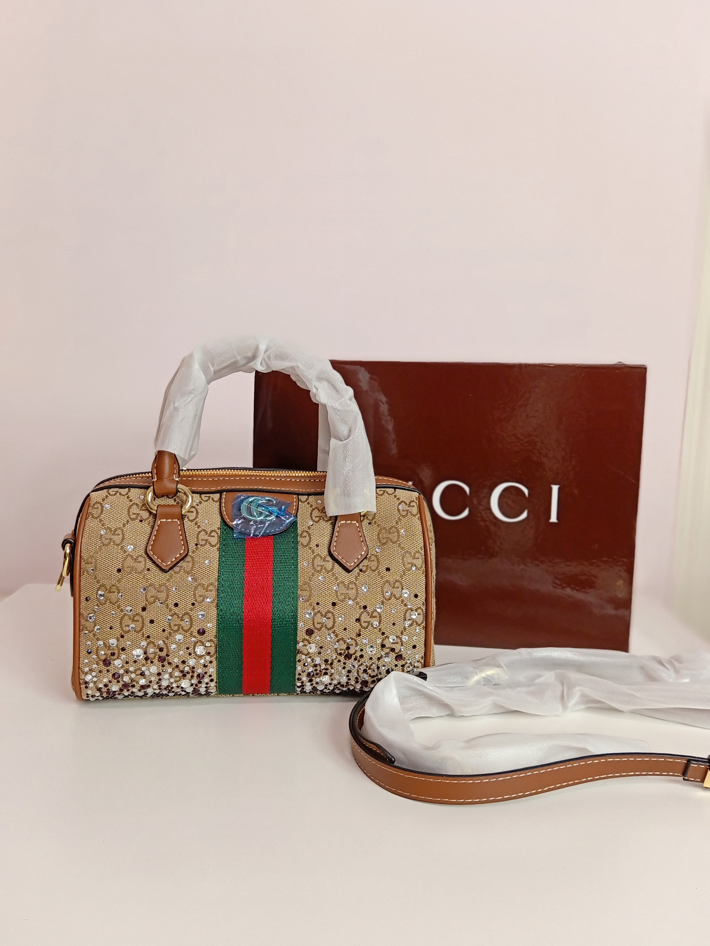 Gucci cross body bag in beige