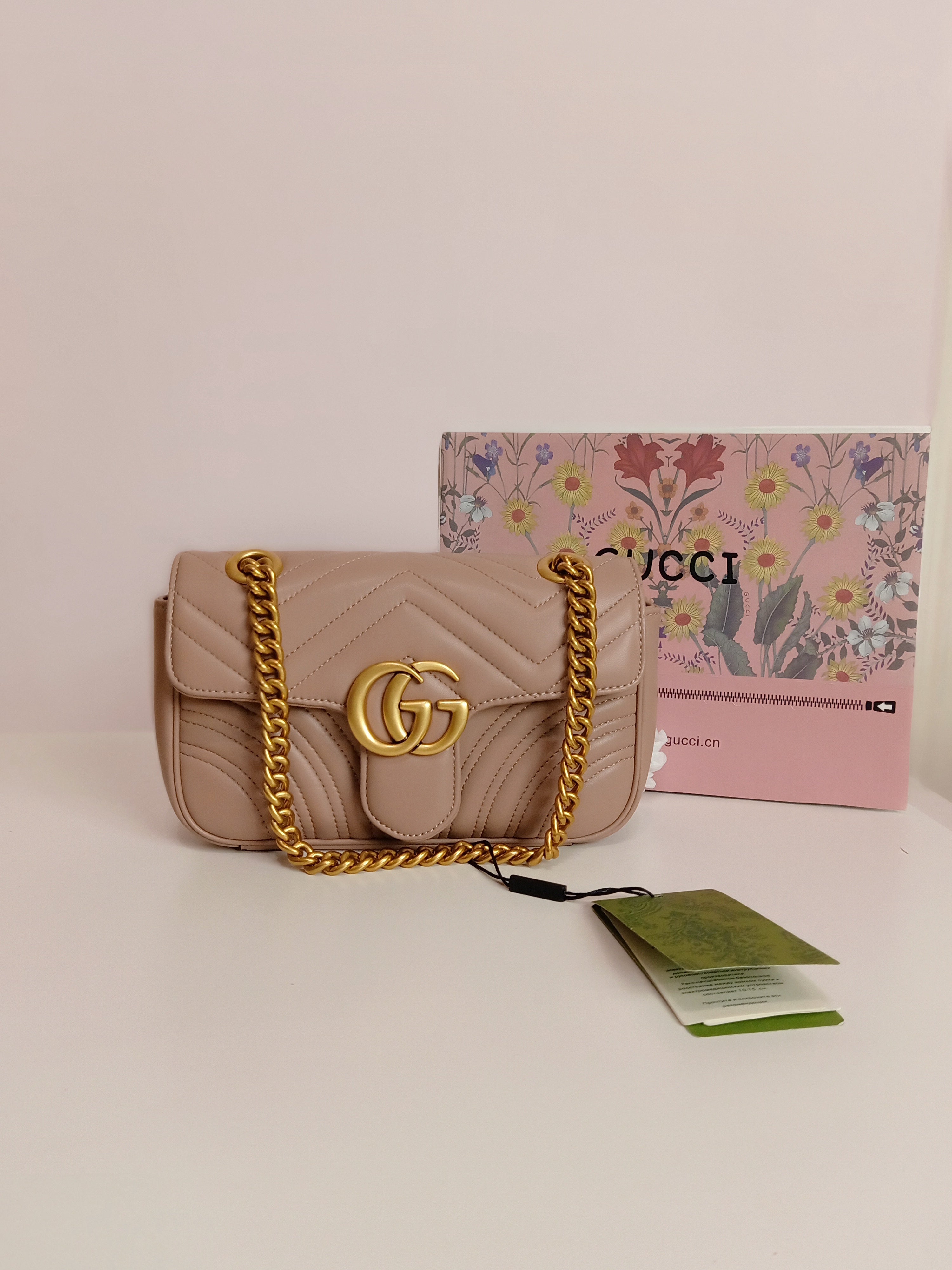 Gucci shoulder bag in nude