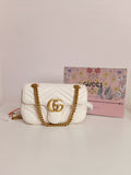Gucci shoulder bag in white-gold