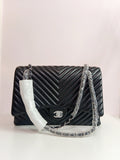 Chanel classic flap in black-silver