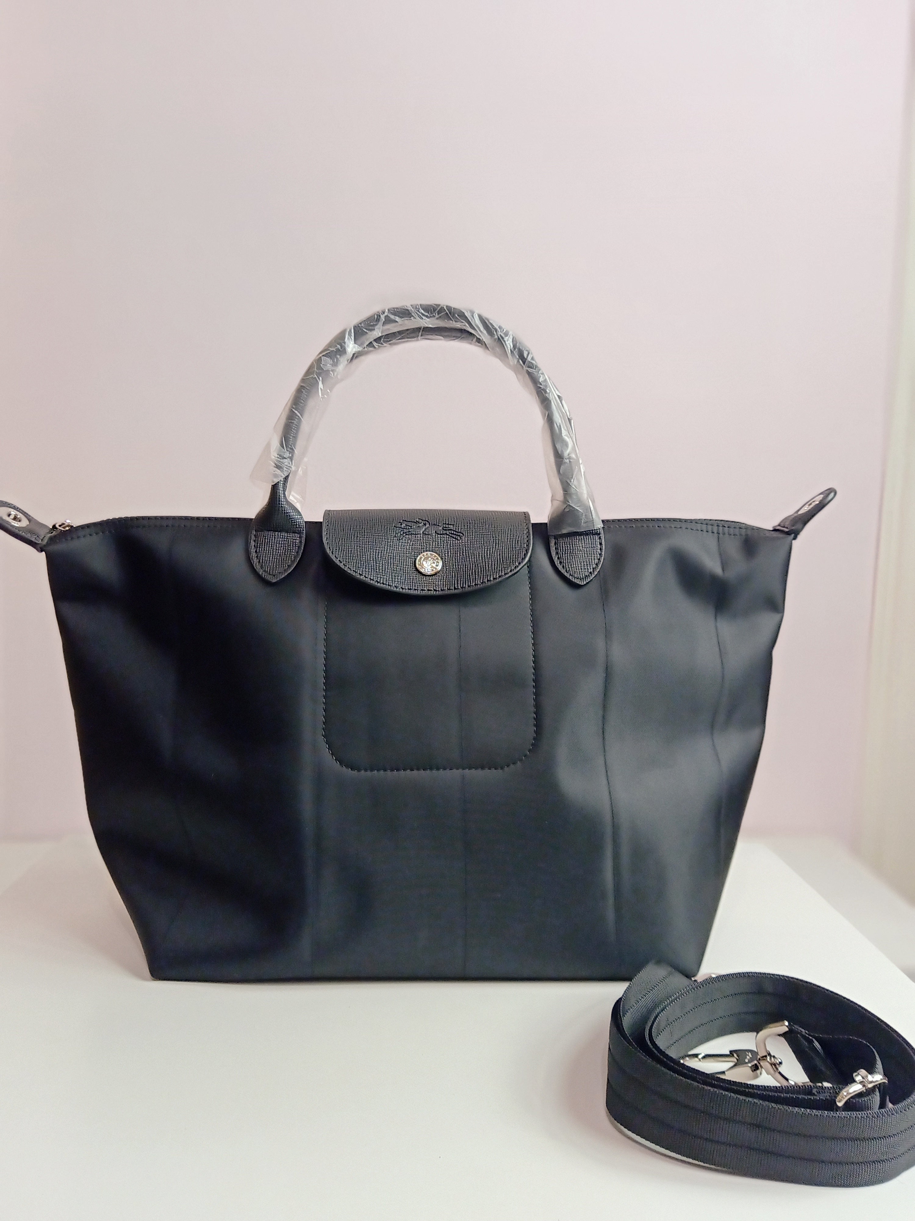 Longchamp large size in black