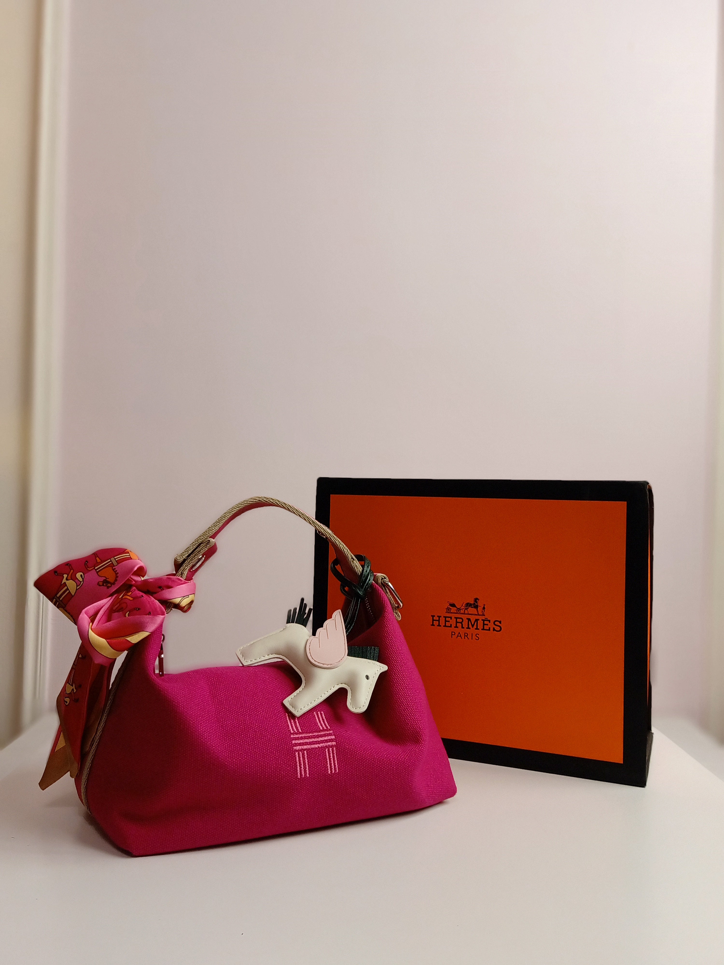 Hermes pouch bag in pink