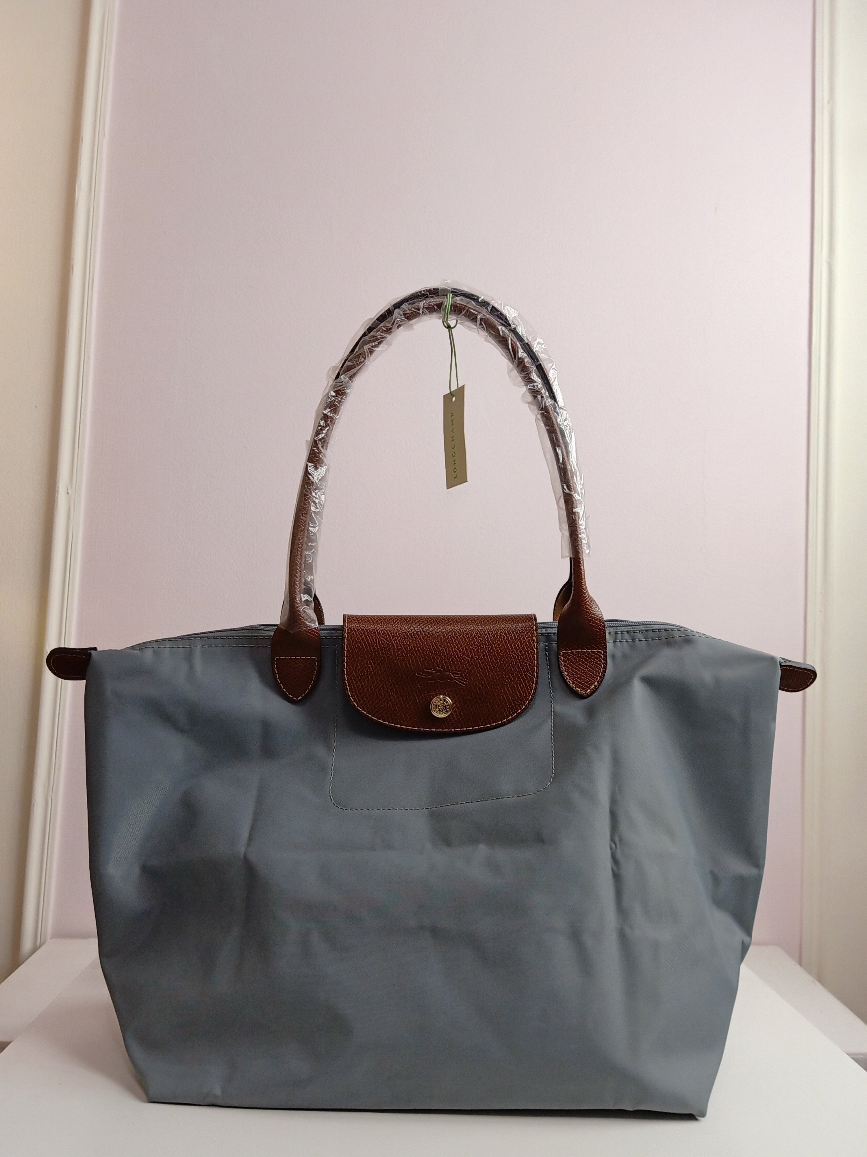 Longchamp large size in gray