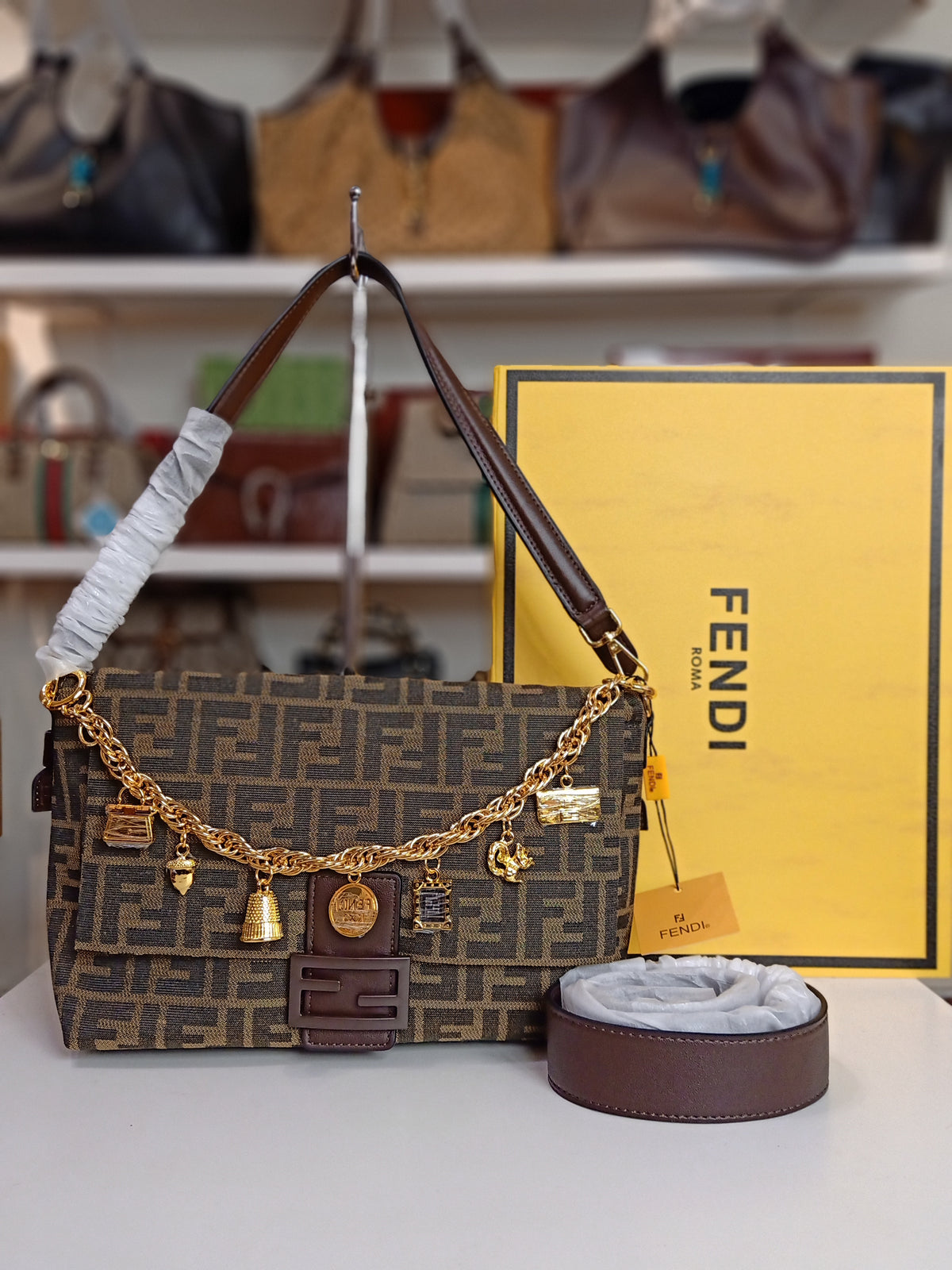 Fendi shoulder bag in brown